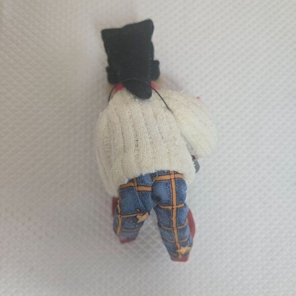 Byers Choice Kindles Christmas Ornament Photographer With Camera - Picture 5 of 6